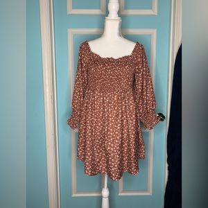 Hint of Blush Brown w/Cream Flowers 3/4 Sleeve Maternity Blouse Size-L